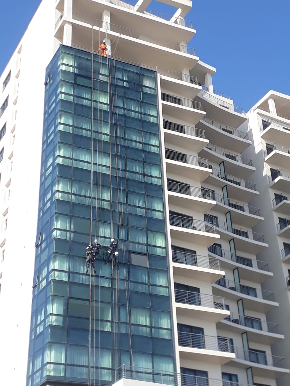 Bloubergstrand Hotel Glass Replacement
